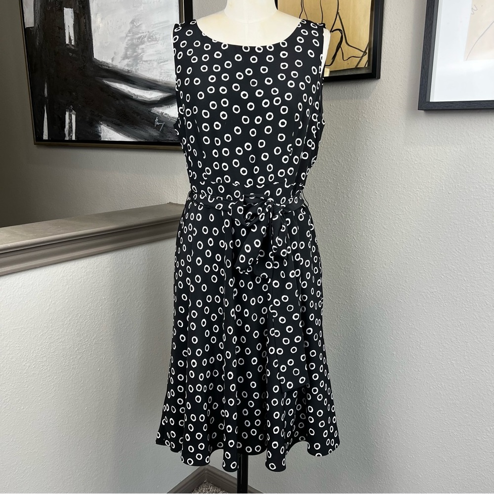 PENDLETON black and white silk circle print sleeveless dress